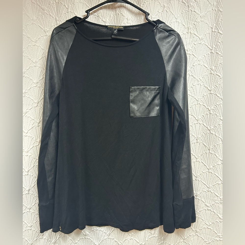 Samantha Leibowitz Small Black Top with faux Leather accents
